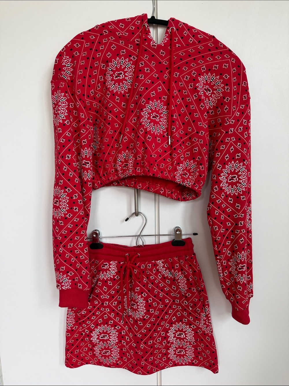 Akira Red Bandana Print Cropped Hoodie & Skirt Set